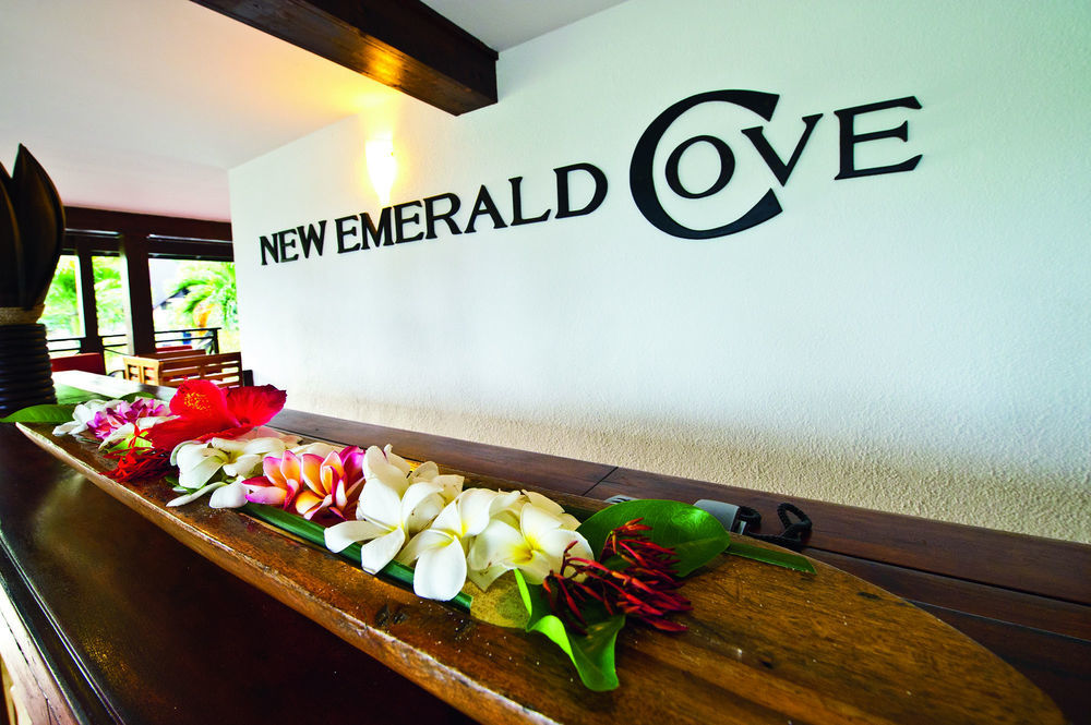 New Emerald Cove Hotel Baie Sainte Anne Exterior foto